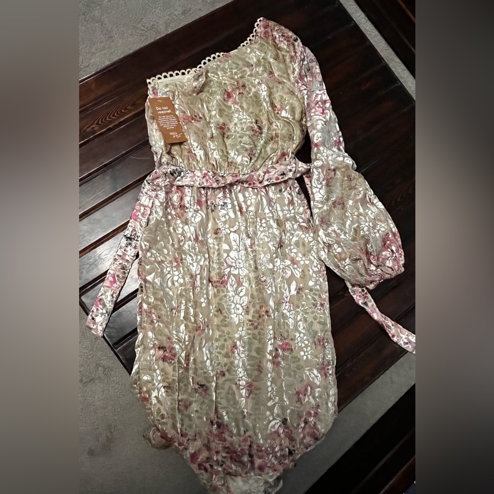 Hemant and Nandita off shoulder midi dress Size small
